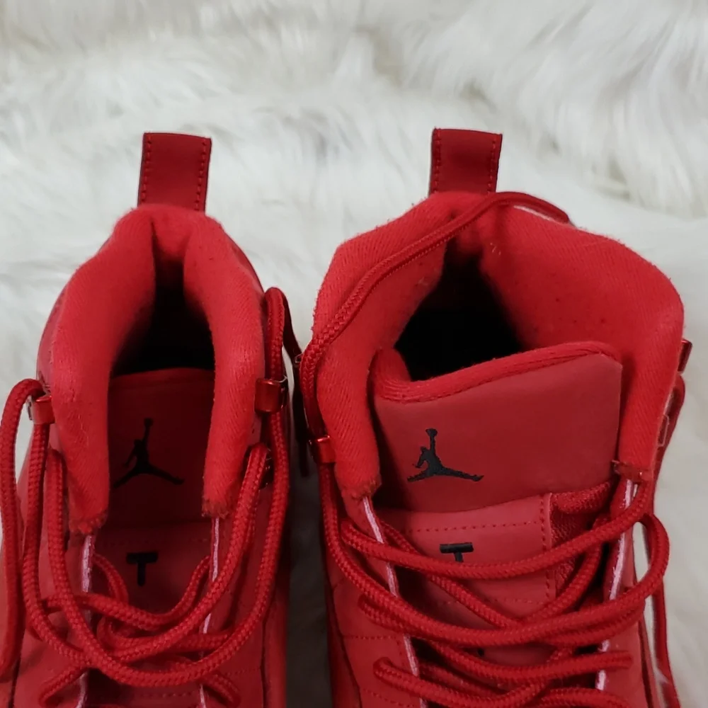 Nike Air Jordan 12 red leather shoes sneakers #153265-601 size 6.5Y